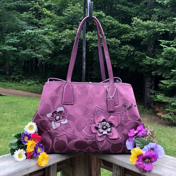 Coach Handbags - COACH KISS-LOCK 3-Section Bag w/Suede Flowers. WOW